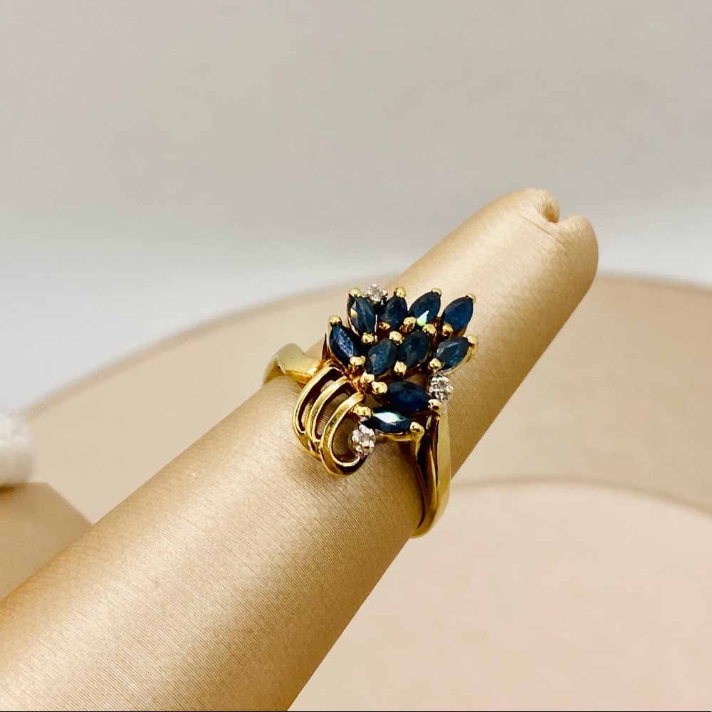 10k Yellow Gold Blue Sapphire & Diamond Vintage Cocktail Ring - EUC
